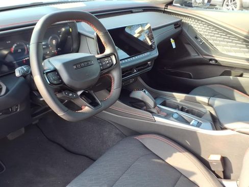 New 2026 Dodge Charger R/T AWD/4WD image 8