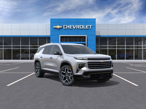 New 2026 Chevrolet Traverse High Country image 1