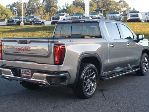 Used 2026 GMC Sierra 1500 SLT w/ SLT Premium Plus Package AWD/4WD image 7