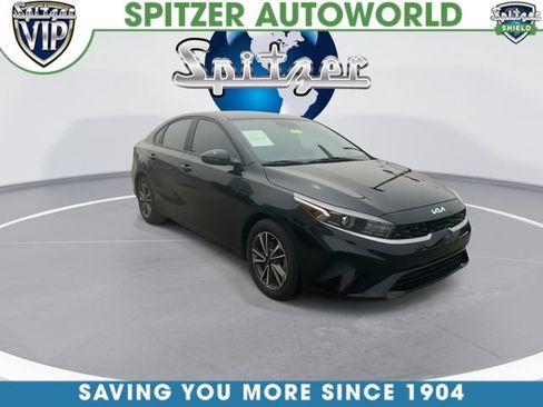 Certified 2023 Kia Forte LXS w/ LXS Technology Package FWD image 2