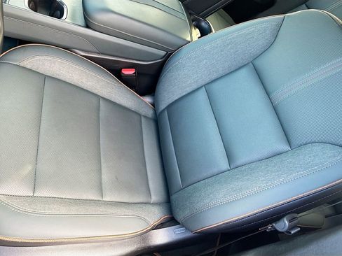 Used 2025 GMC Acadia AT4 image 20