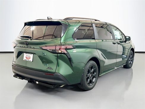 New 2026 Toyota Sienna XLE Woodland Edition image 4