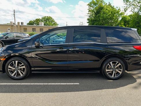 Used 2023 Honda Odyssey Touring image 4
