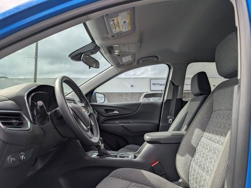 Used 2024 Chevrolet Equinox LT AWD/4WD image 9