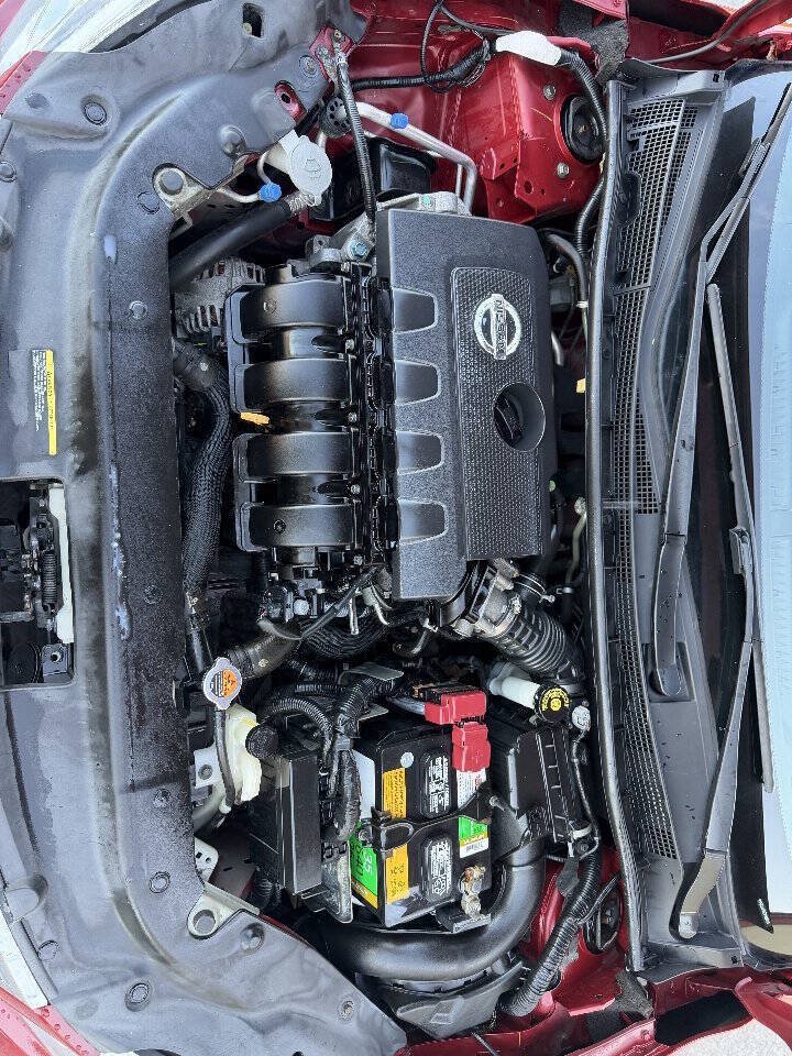 Used 2014 Nissan Sentra SR w/ Premium Package FWD image 21