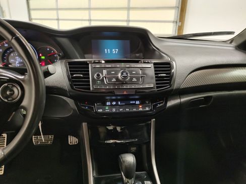 Used 2017 Honda Accord Sport Special Edition image 7