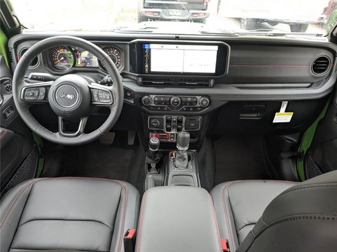 New 2025 Jeep Wrangler Unlimited Rubicon image 15