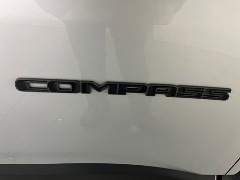 Used 2024 Jeep Compass Trailhawk image 55