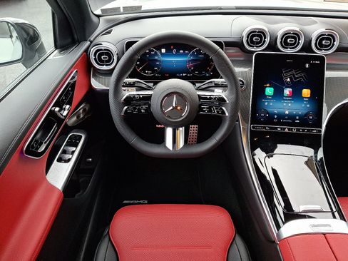 Used 2026 Mercedes-Benz GLC 300 GLC 300 image 9