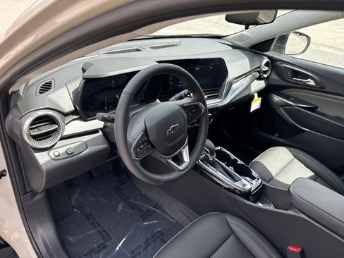 New 2026 Chevrolet Trax ACTIV FWD image 43