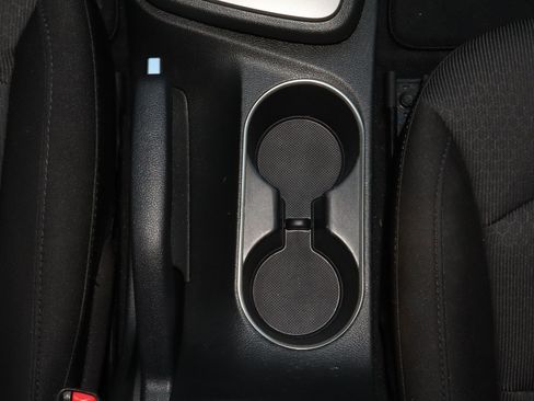 Used 2018 Hyundai Elantra Value Edition FWD image 19