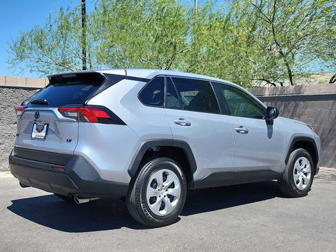 Used 2024 Toyota RAV4 LE FWD image 8