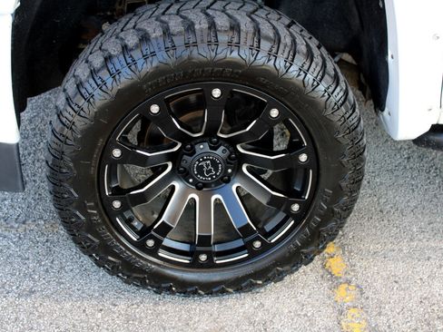 Used 2017 GMC Sierra 1500 SLT image 12