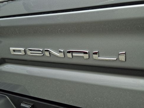Certified 2025 GMC Sierra 1500 Denali AWD/4WD image 32