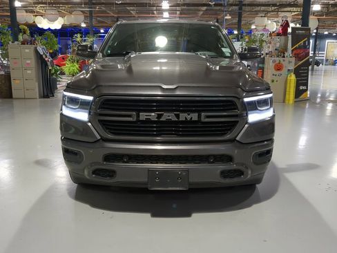 Used 2019 RAM 1500 Laramie AWD/4WD image 3