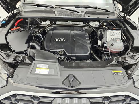 Used 2023 Audi Q5 2.0T Premium w/ Convenience Package AWD/4WD image 17