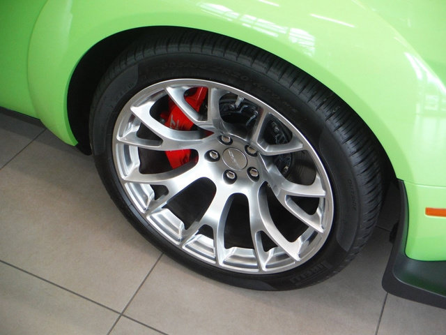 Used 2023 Dodge Challenger SRT Hellcat RWD image 13