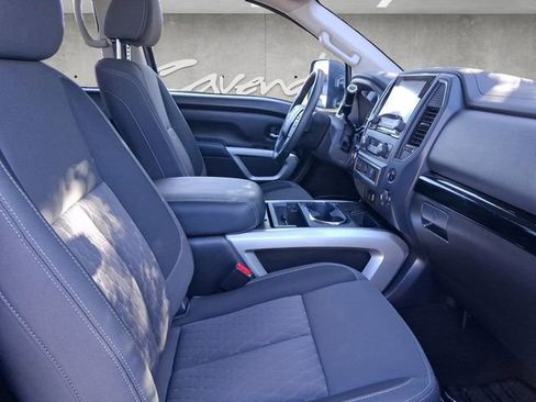 Used 2024 Nissan Titan SV w/ SV Convenience Package image 24