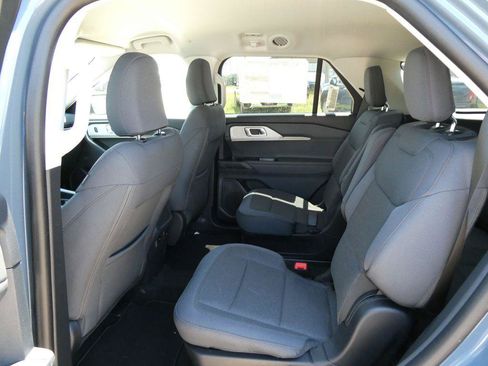 New 2026 Ford Explorer Active AWD/4WD image 13