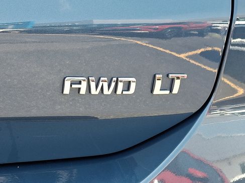 Used 2024 Chevrolet Equinox LT AWD/4WD image 29