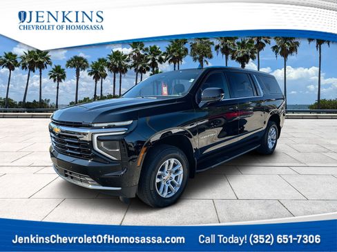 New 2026 Chevrolet Suburban LS w/ Max Trailering Package image 1
