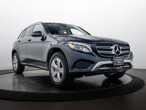 Used 2018 Mercedes-Benz GLC 300 4MATIC image 9