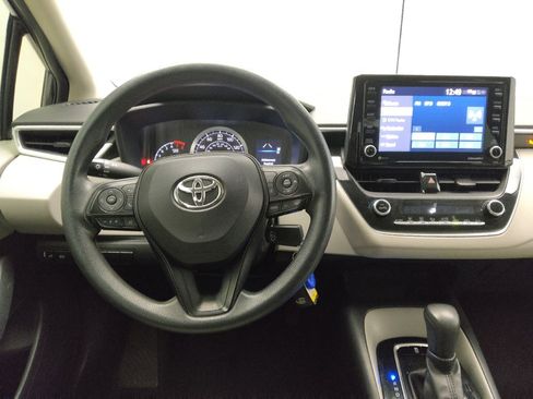 Used 2022 Toyota Corolla LE image 22