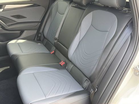New 2026 Volkswagen Tiguan SE R-Line FWD image 28