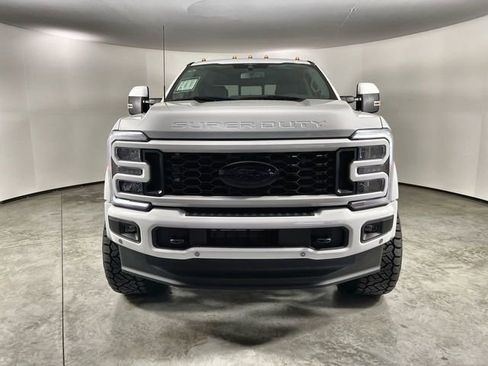 Used 2023 Ford F450 Lariat w/ Lariat Ultimate Package image 3