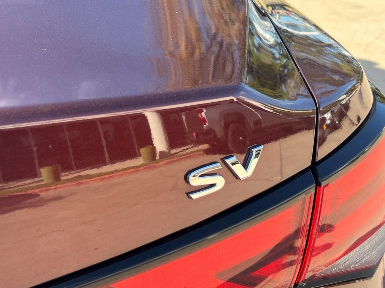 Used 2023 Nissan Sentra SV FWD image 5