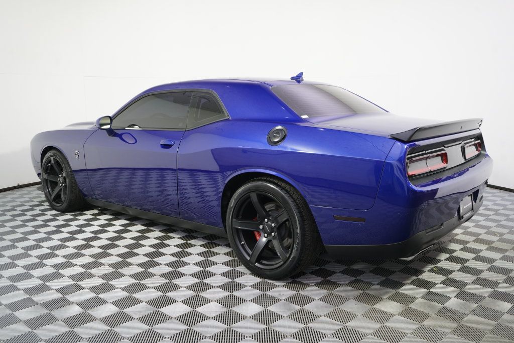Used 2020 Dodge Challenger SRT Hellcat RWD image 3