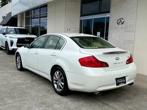 Used 2008 INFINITI G35 Journey w/ Premium Pkg RWD image 3