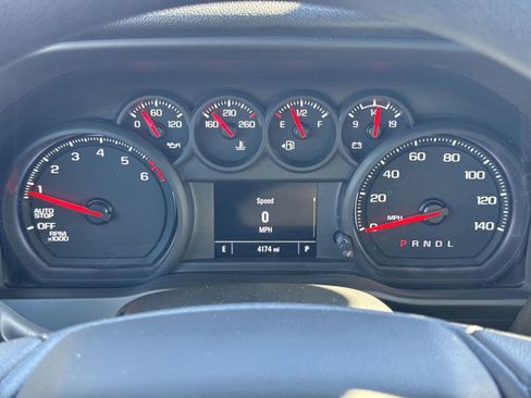 Used 2025 Chevrolet Silverado 1500 Custom image 21