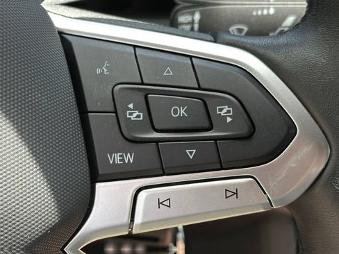 Used 2025 Volkswagen Jetta Sport FWD image 24