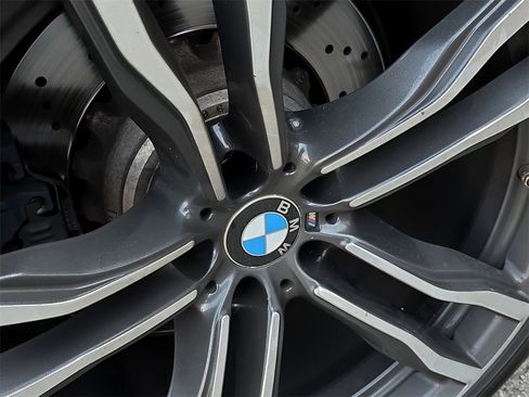 Used 2018 BMW X6 M w/ Executive Package image 30