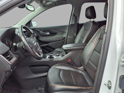 Used 2022 GMC Terrain AT4 image 21