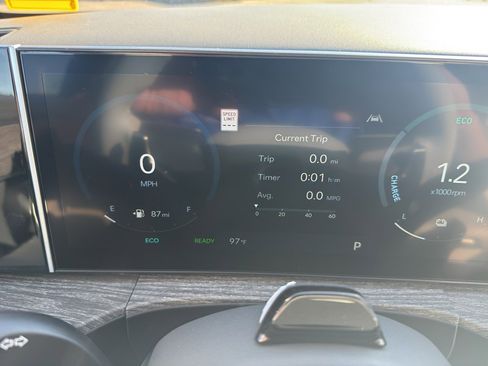 New 2026 Hyundai Santa Fe Limited image 9