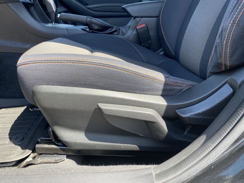Used 2019 Subaru Crosstrek 2.0i Premium w/ Popular Package #3 AWD/4WD image 12