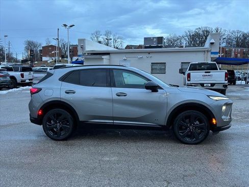 New 2025 Buick Envision Sport Touring image 2