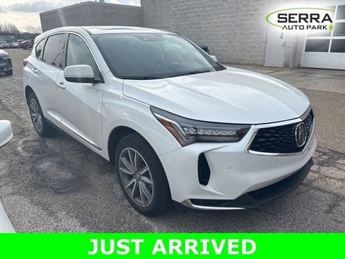 Used 2023 Acura RDX w/ Technology Package image 2