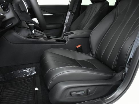 New 2025 Acura Integra A-Spec image 9