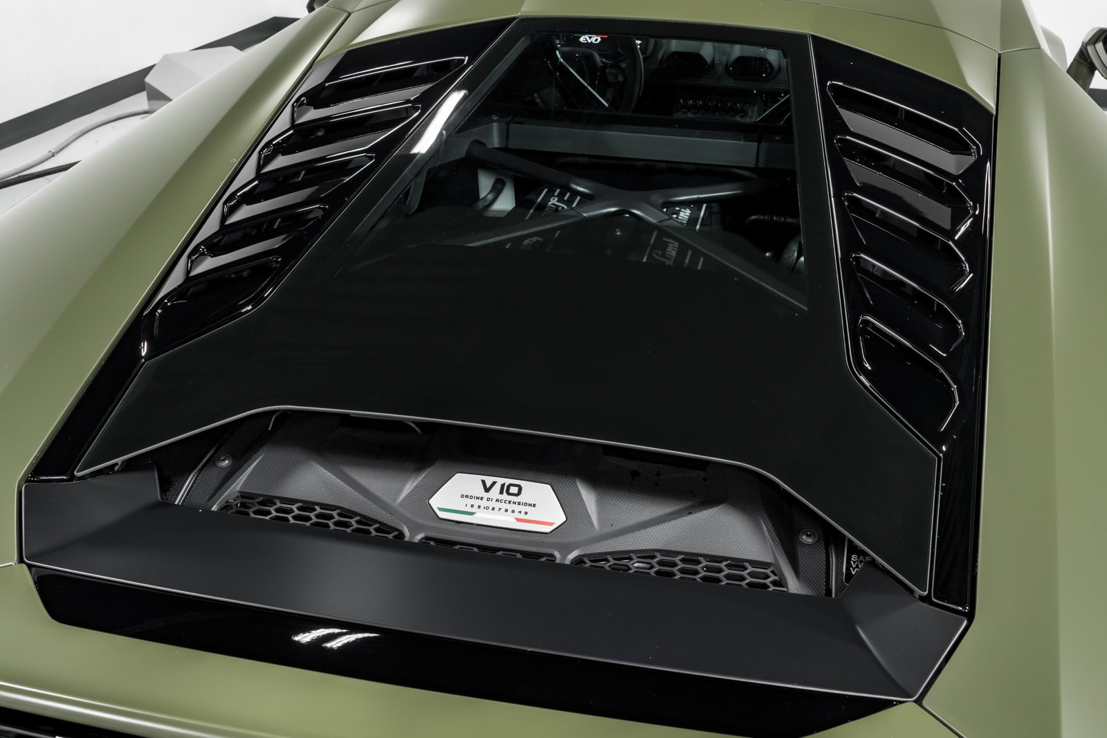 Used 2022 Lamborghini Huracan EVO RWD image 58