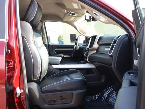 Used 2019 RAM 2500 Laramie AWD/4WD image 11