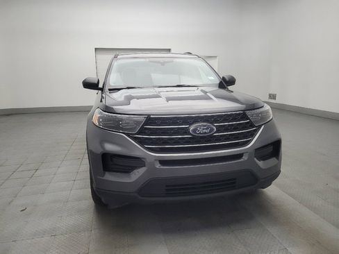 Used 2022 Ford Explorer XLT image 14