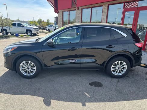 Used 2021 Ford Escape SE AWD/4WD image 9