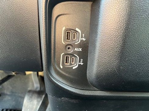 Used 2019 RAM 2500 Laramie AWD/4WD image 23