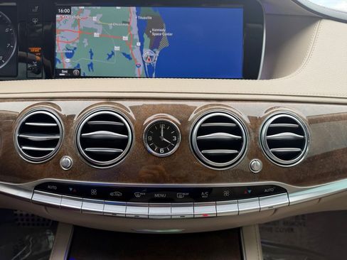 Used 2016 Mercedes-Benz S 550 Sedan image 25