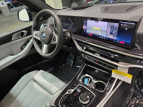 New 2026 BMW X7 xDrive40i w/ Executive Package image 35