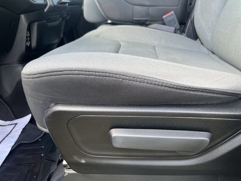 Used 2022 RAM 1500 Big Horn AWD/4WD image 18