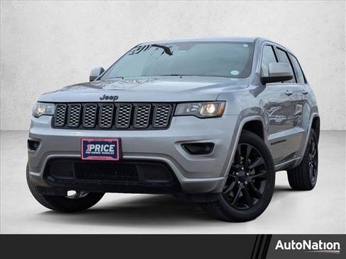 Used 2021 Jeep Grand Cherokee Laredo X image 1